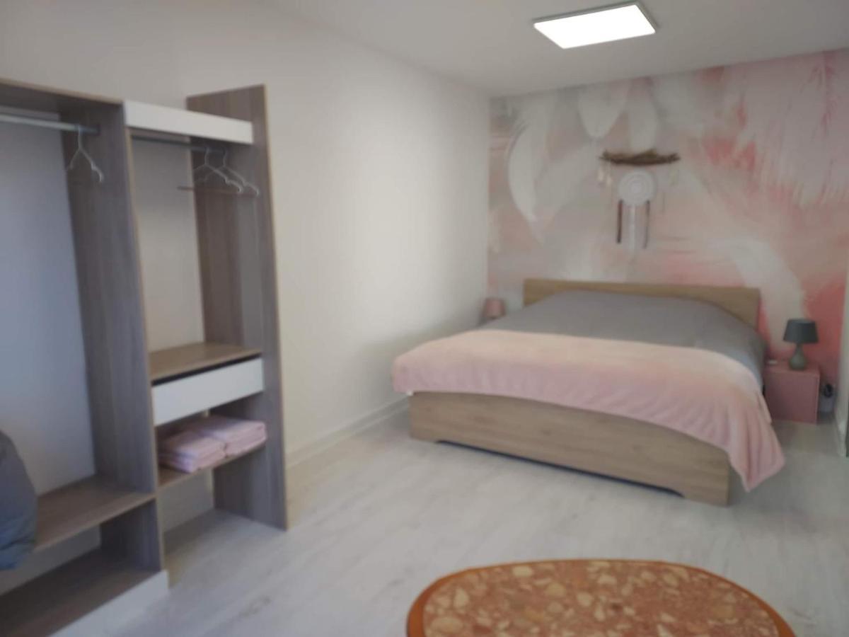 La Sweet Du Globe Maubeuge Daire Dış mekan fotoğraf